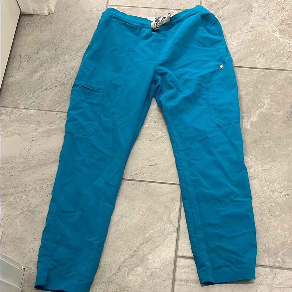 Figs Blue Cargo Pants with Relaxed Fit and Tapered Legs
